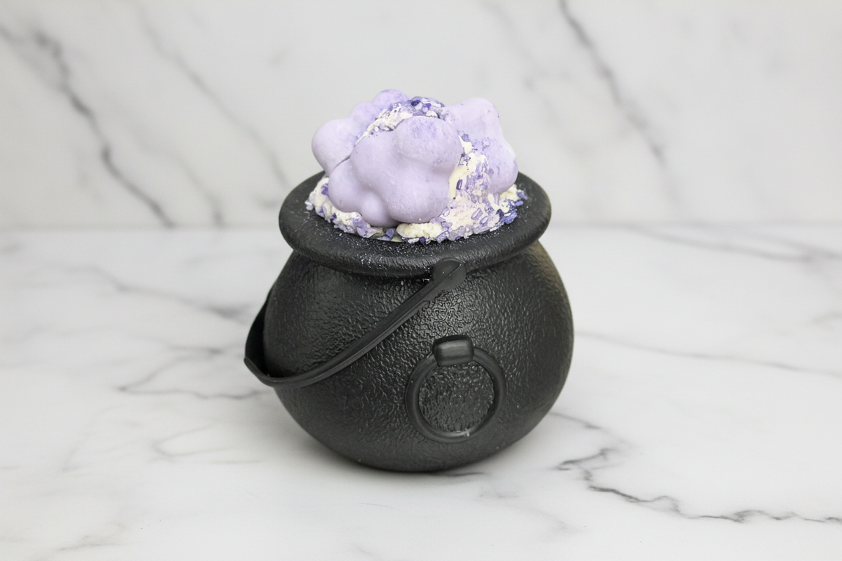 Blueberry Vanilla Cauldron Bath Bomb